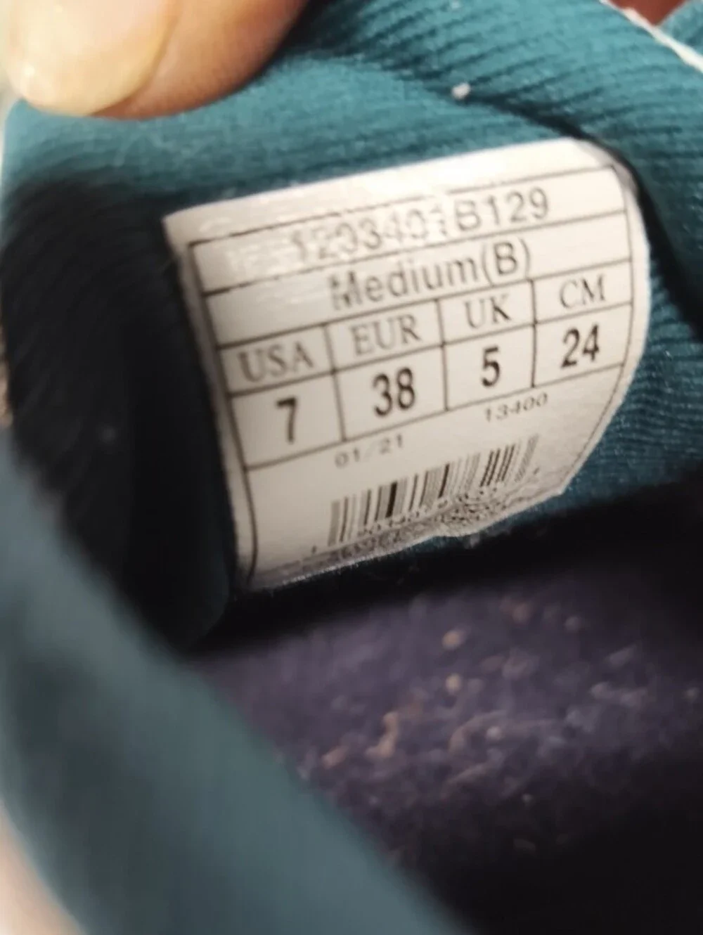 Brooks Women's 7 Anthem 4 Teal and White Mesh Running Sneakers
